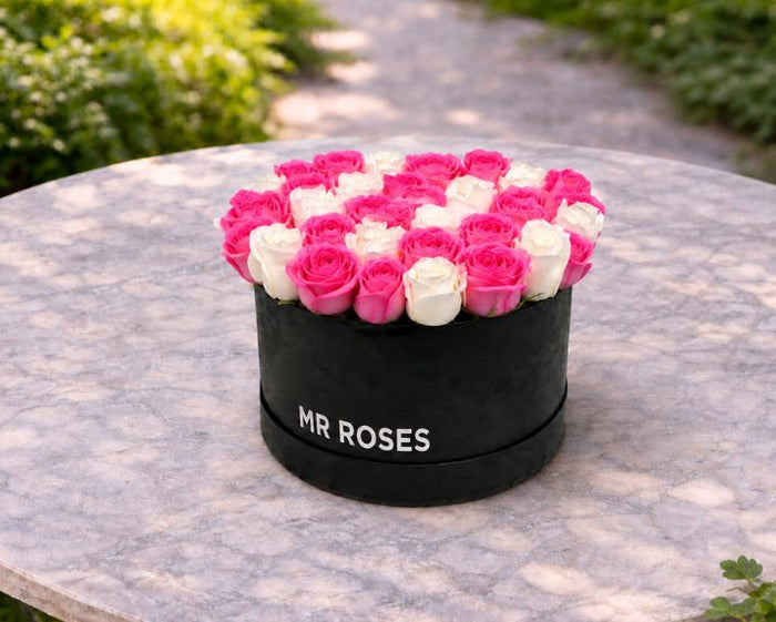 Pink & White Rose Hat Box